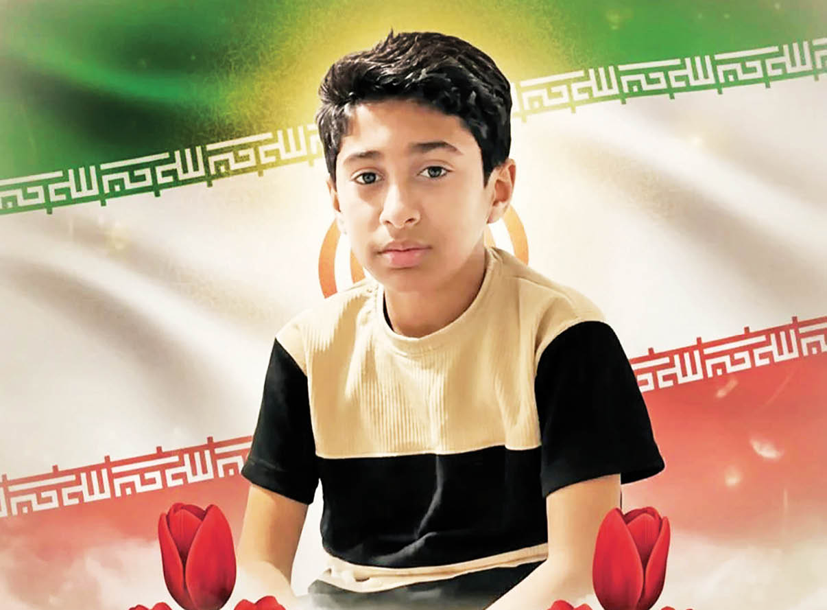 زیر آوار دنبال پسرم می‌گشتم
