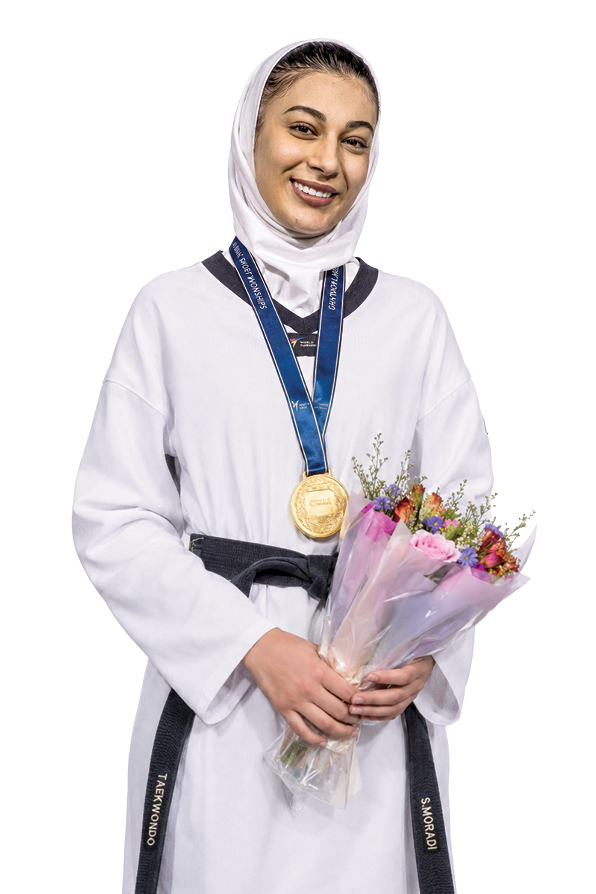 غرش توفان در تایان