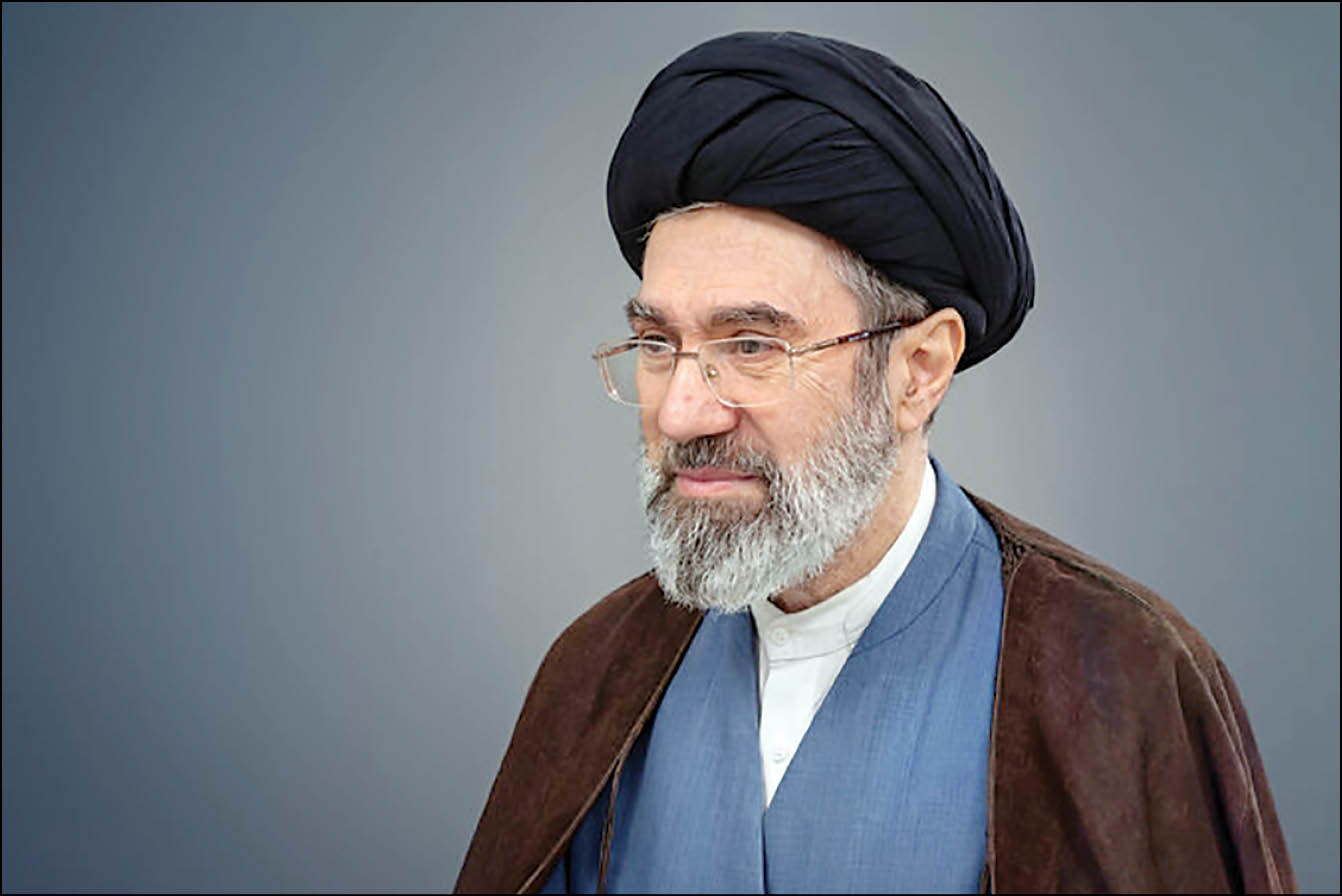 ققنوس از آتش برخاست