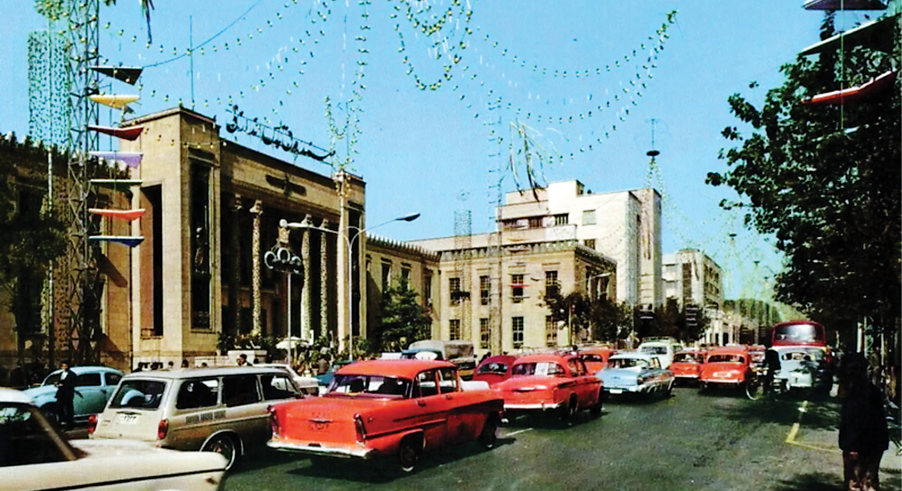 ‌فردوسی به تهران آمد